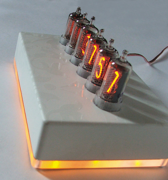 nixie clock электронные часы с индикаторами в стеклянных колбах